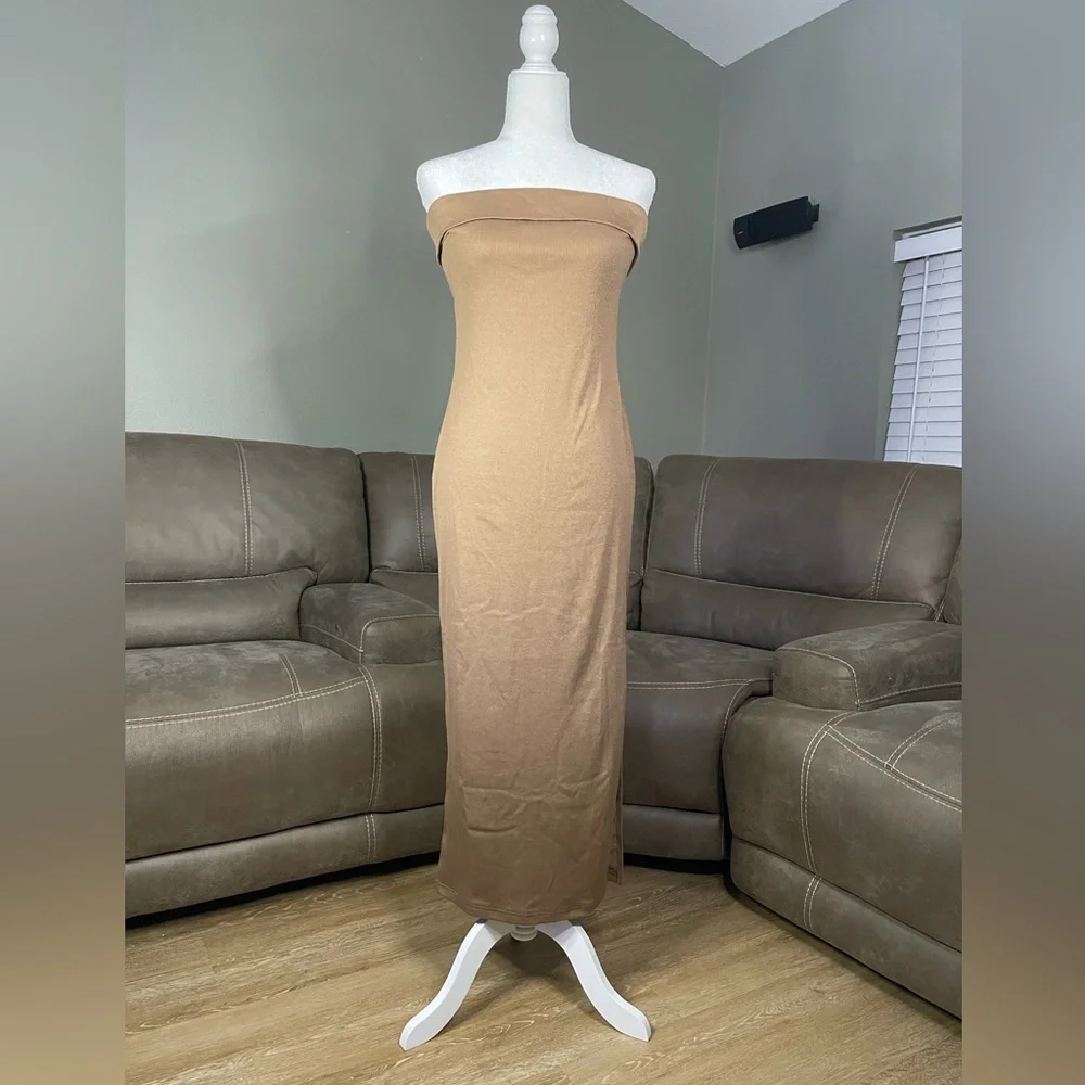 NWT Vici Celeste Ribbed Cutout Strapless Midi Dress in Mocha L Sexy Chic Fashion - Picture 6 of 15